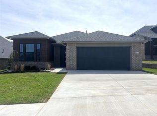 4916 Desert Willow Ln, Edmond, OK 73034