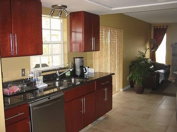 2105Redleaf3_02272014