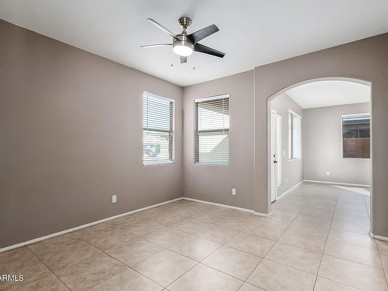 40747 W Robbins Dr — Photo 10