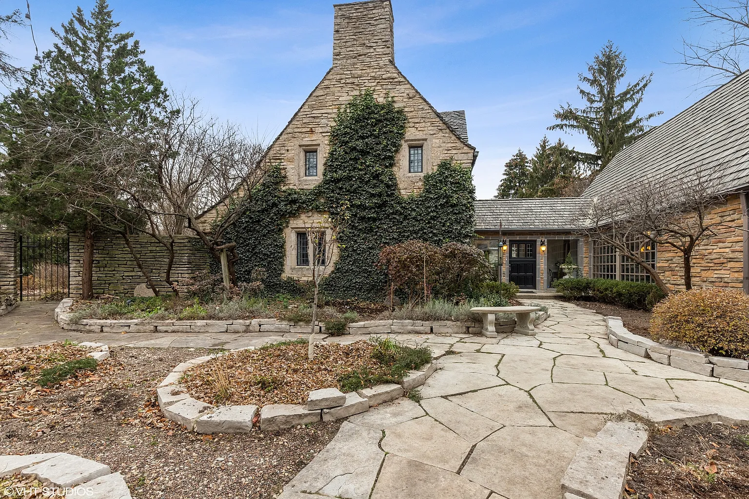 803 Armour Dr photo 1
