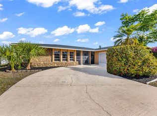 18 Annapolis Ln, Rotonda West, FL 33947
