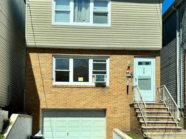 316 William St, Harrison, NJ 07029