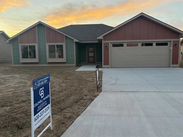 1309 Marboeuf Blvd, Dodge City, KS 67801
