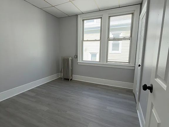 5th image of 26 Wade St #B