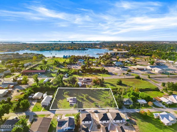 313 Maine Ave, Panama City, FL 32401