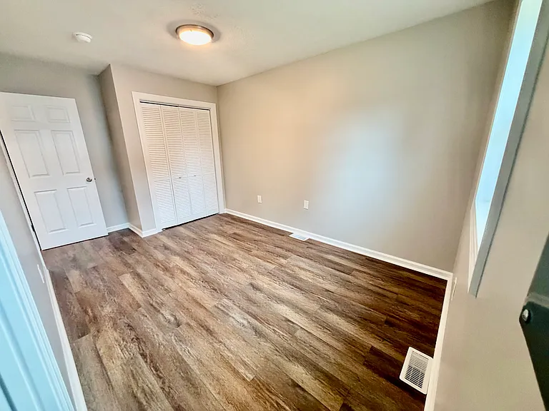 28 Amandas Way — Photo 18