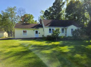 224 Boght Rd, Watervliet, NY 12189