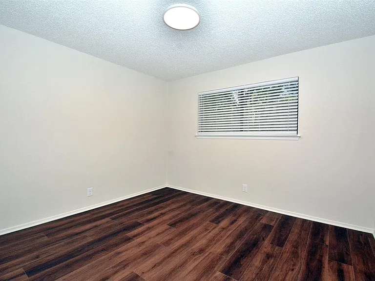 11314 Walnut Ridge Dr #B — Photo 13
