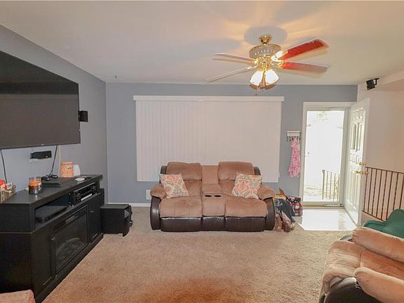 3rd image of 3728 S Greenwich Ln