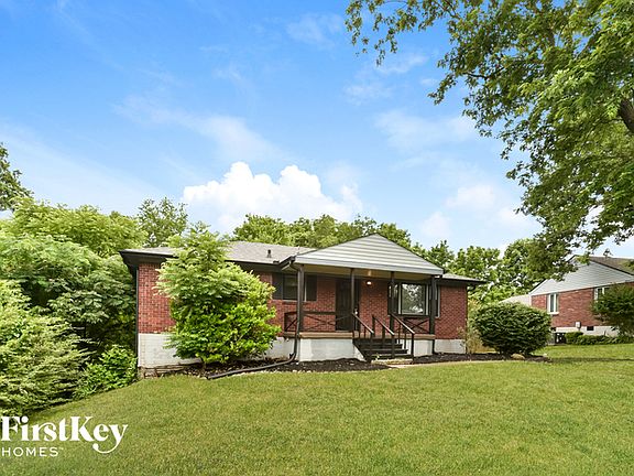 2nd image of 3104 Cloverwood Dr