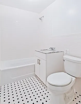 Rented by Nest Seekers International | media 14