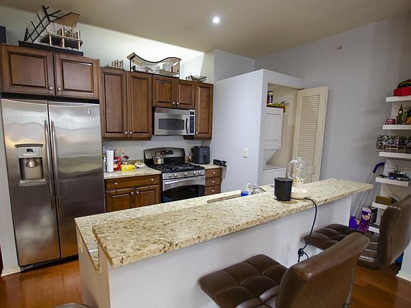 5th image of 310 S Michigan Ave Unit 810