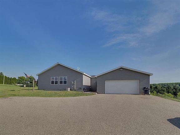 3rd image of 4855 Church Rd