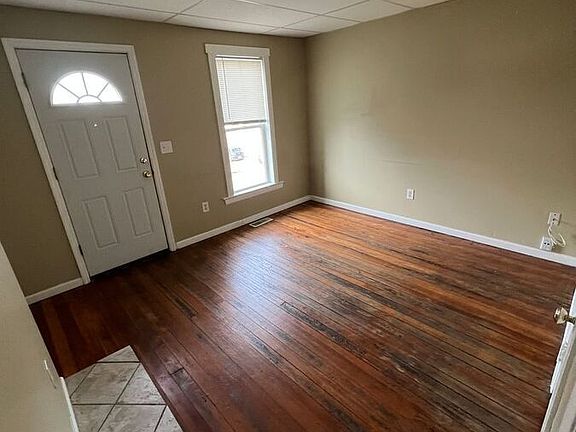 5th image of 171 Chittenden Ave APT A