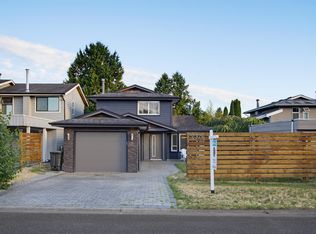 19026 117b Ave, Pitt Meadows, BC V3Y1Y1