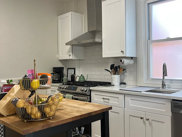 439 N Emerson St — Photo 19