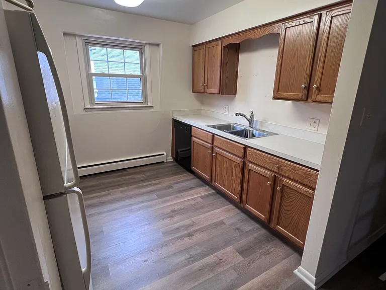17680 Mahoning Ave #1 — Photo 5