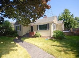 11742 Meridian Ave N, Seattle, WA 98133