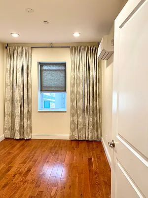 Rented by Bold New York | media 3