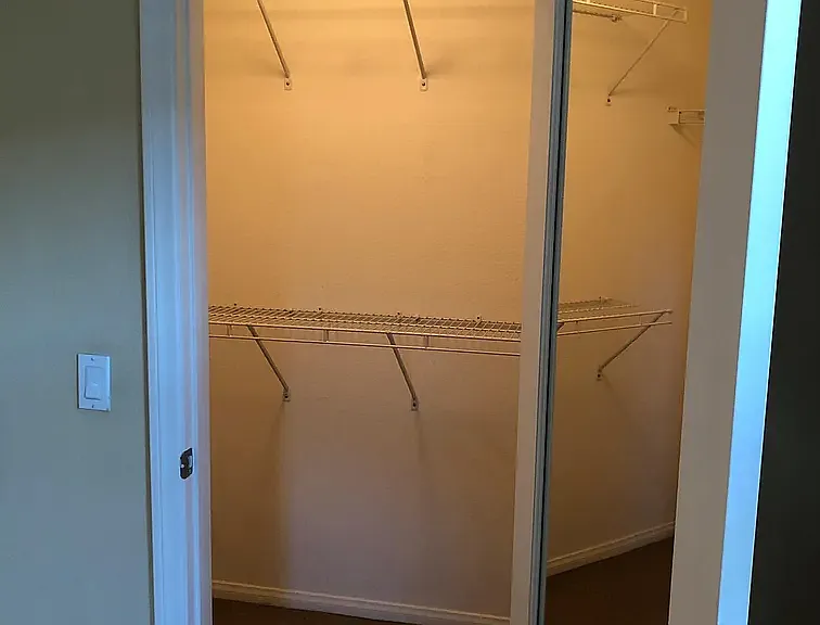 374 Plateau Ave — Photo 9