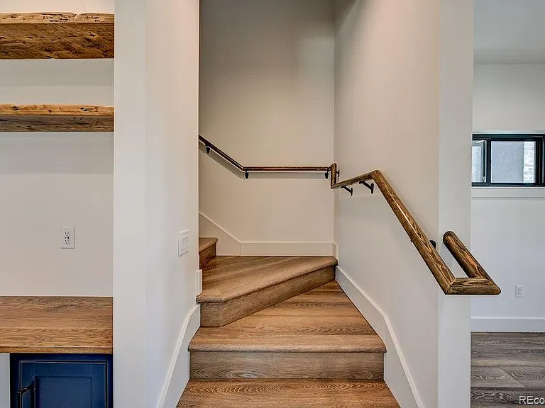 424 Pinon St — Photo 11