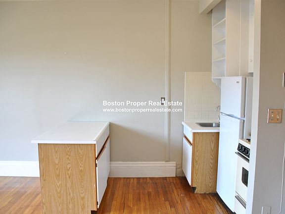 312 Beacon St. #6 Boston - Back Bay Unit Photo 4 (3)
