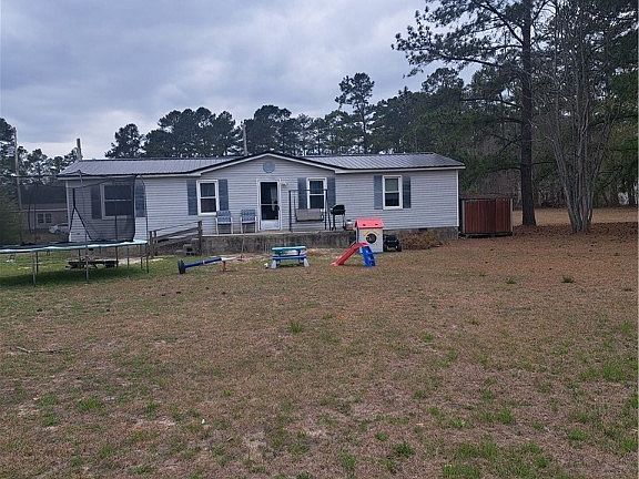2nd image of 190 Windy Hill Ln