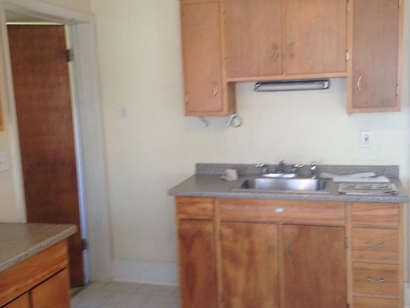 2nd image of 51 Grove St #5
