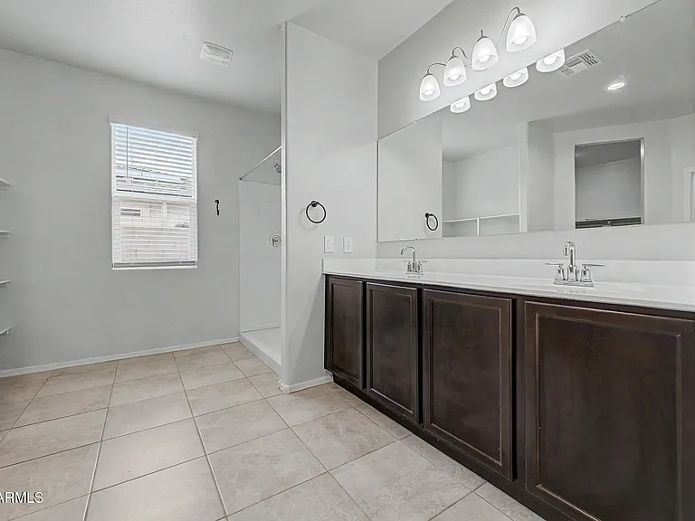 18363 W Whispering Wind Dr — Photo 14