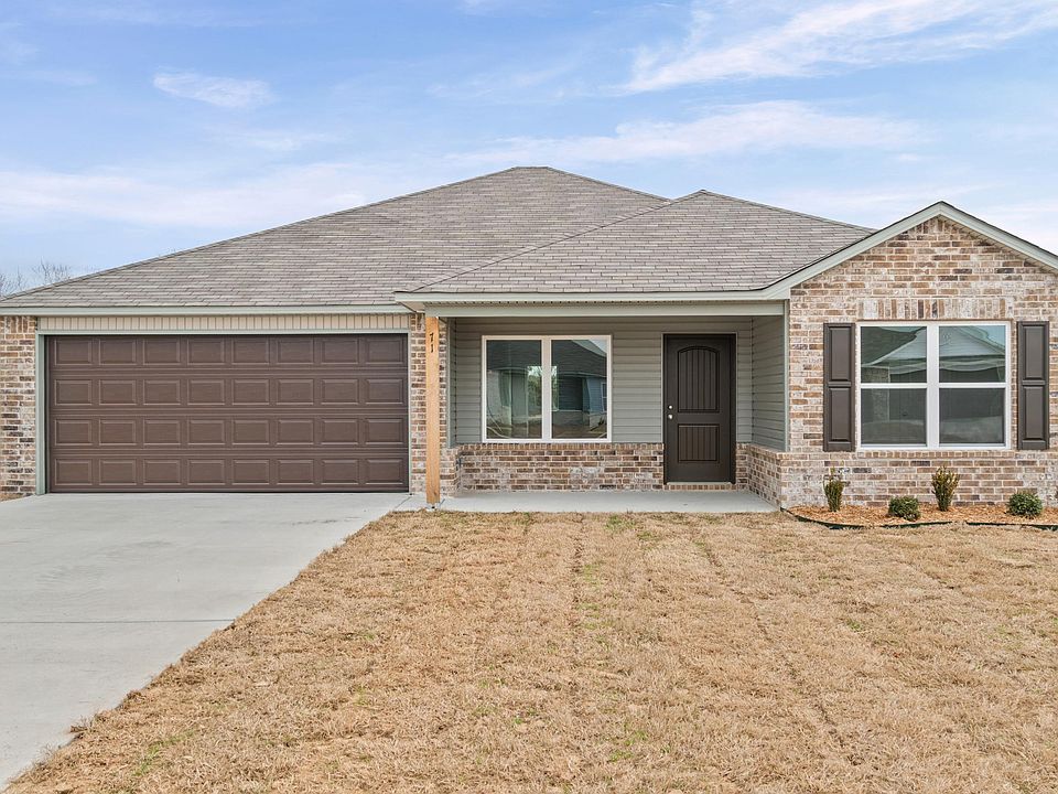 1st image of 71 Farmhouse Cir
