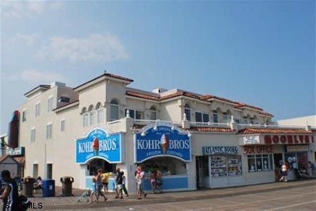 1st image of 816 Boardwalk