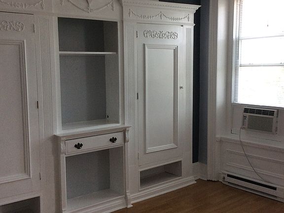 2nd image of 729 Corinthian Ave APT 2F