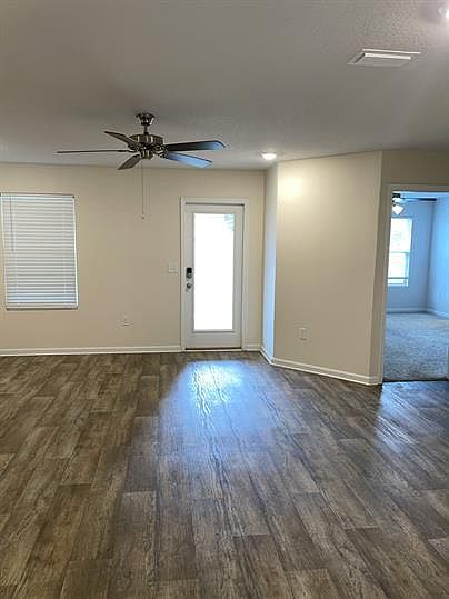 1st image of 7459 Oak Lake Blvd