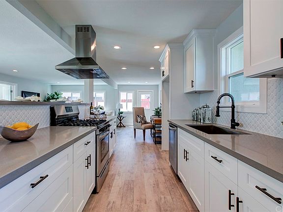 2nd image of 12662 Kathy Ln