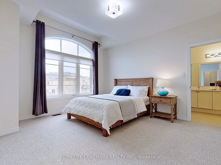 75 Mitchell Pl — Photo 40