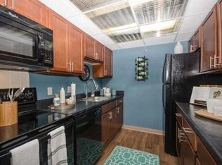 860 N Dewitt Pl APT 1802, Chicago, IL 60611