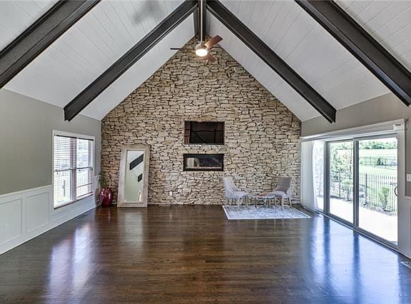 3rd image of 4210 NW Lake Dr