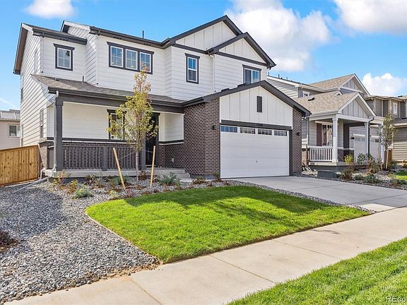 2nd image of 1380 Loraine Circle N