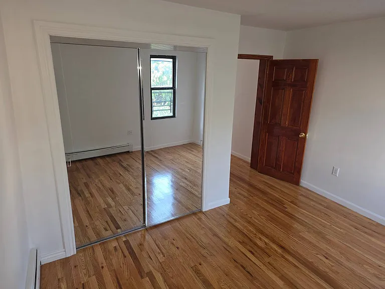 732 Belmont Ave — Photo 8
