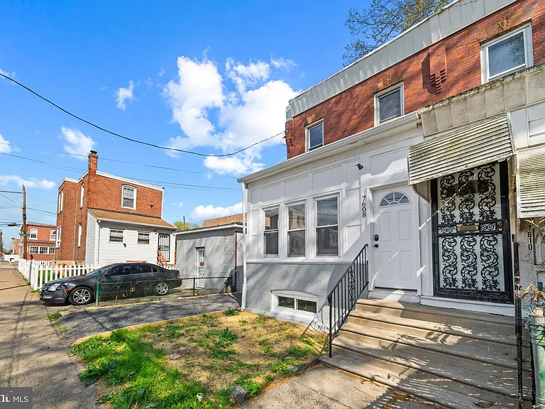 7608 Chelwynde Ave — Photo 27