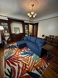 110 Manhattan Avenue