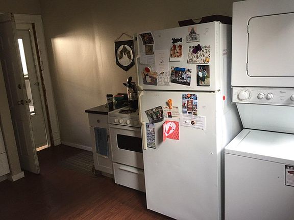 4th image of 2131 W Wellington Ave #1R