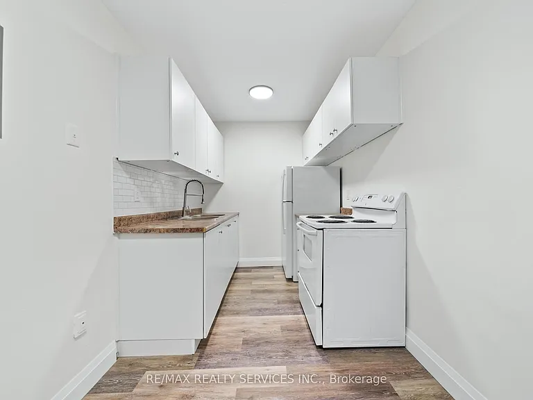 223 Jackson St W #1104 — Photo 11