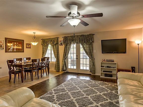 3rd image of 7211 Sir Gawain Dr