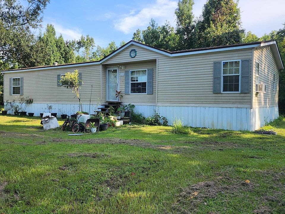 1st image of 208 Swamp Dr
