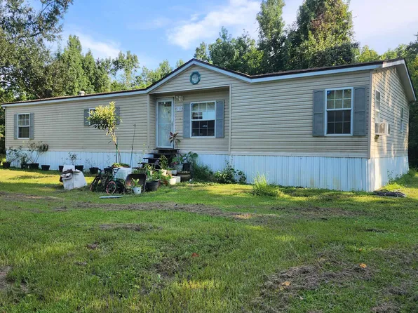 208 Swamp Dr, Bourg, LA 70343