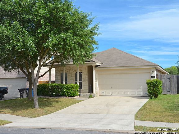 2nd image of 3934 Nuttall Oak Dr