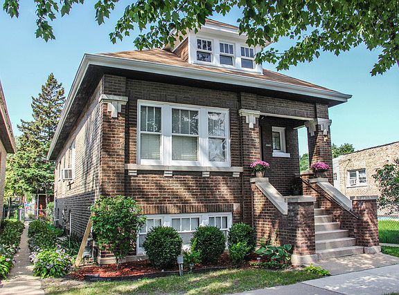 2nd image of 2442 Harvey Ave