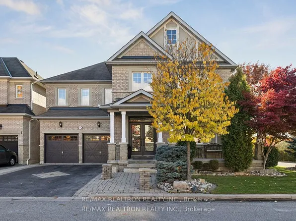 11 Shorten Pl, Ajax, ON L1T 0E9