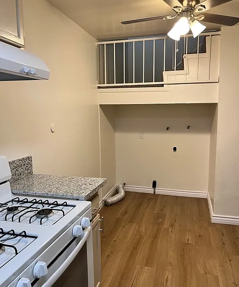 254 E Washington Blvd #108 — Photo 6